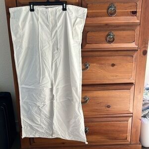 J.NNA Women’s White Parachute Pants Size M and Large NWT